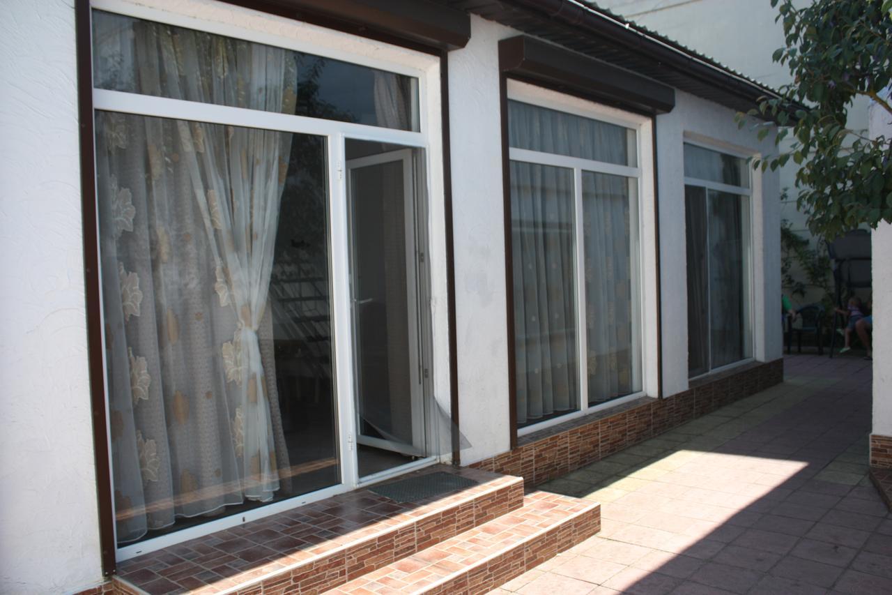 Akvitaniya Mini-Hotel ザトカ エクステリア 写真