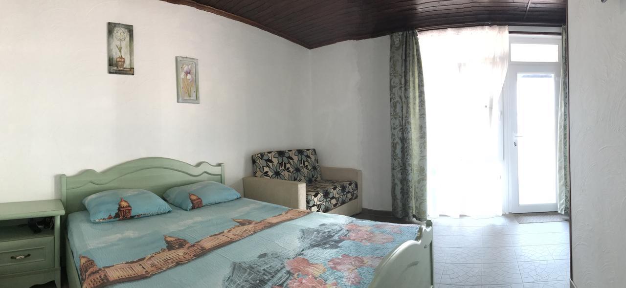 Akvitaniya Mini-Hotel ザトカ エクステリア 写真