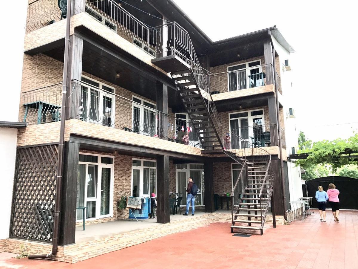 Akvitaniya Mini-Hotel ザトカ エクステリア 写真