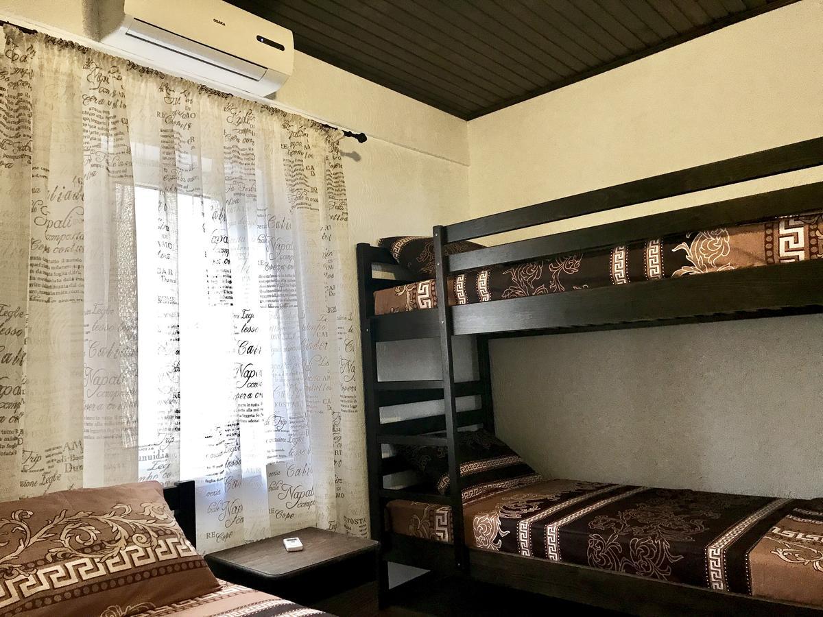Akvitaniya Mini-Hotel ザトカ エクステリア 写真